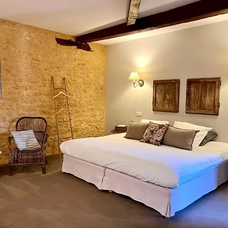 La Romaine Hotel